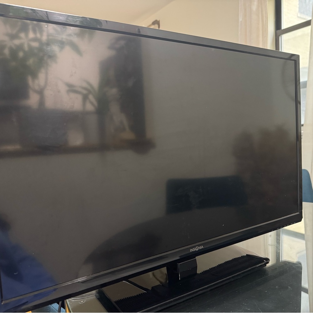 Insignia Black TV